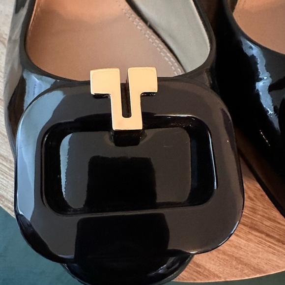 TORY BURCH T-Ring‎ Flat Black Patent Calf Flats size 7C - Picture 4 of 13
